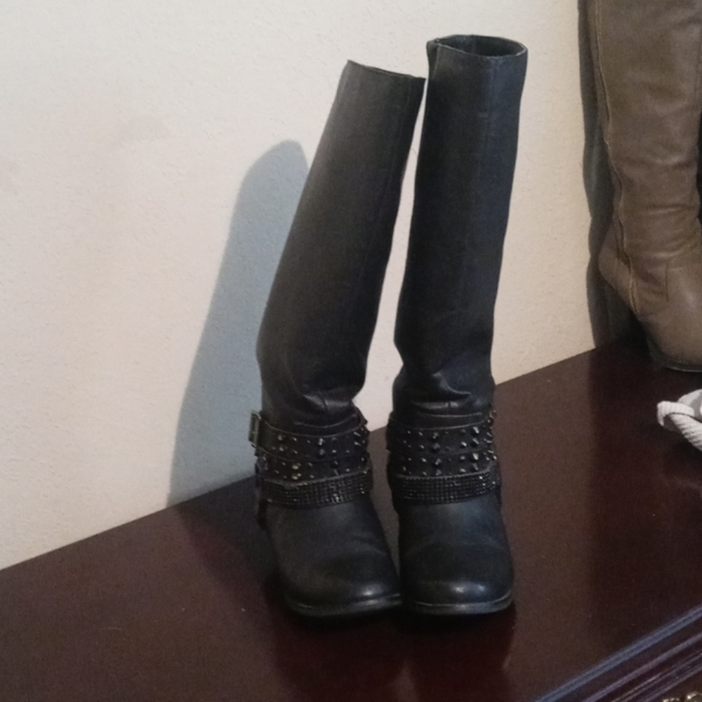 Not Rated boots